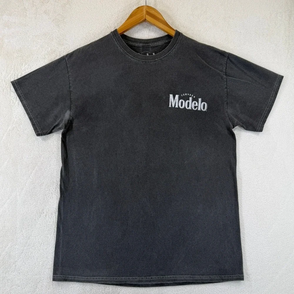 Modelo Cerveza Graphic T-Shirt Mens Medium Washed Black Short Sleeve Cotton Tee